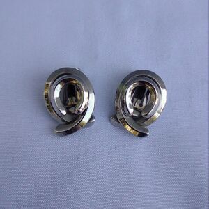 ALICE‎ Silver Tone Swirl Clip On Earrings